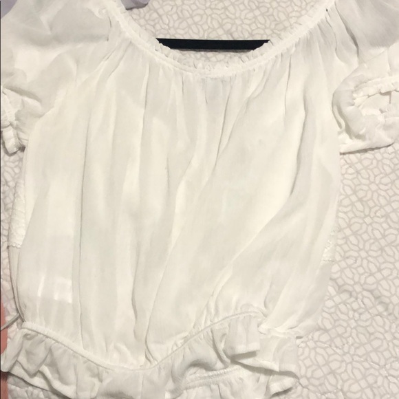 Cute white shirt - Picture 3 of 3